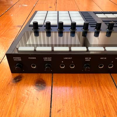 Native Instruments - Maschine MKIII image 7