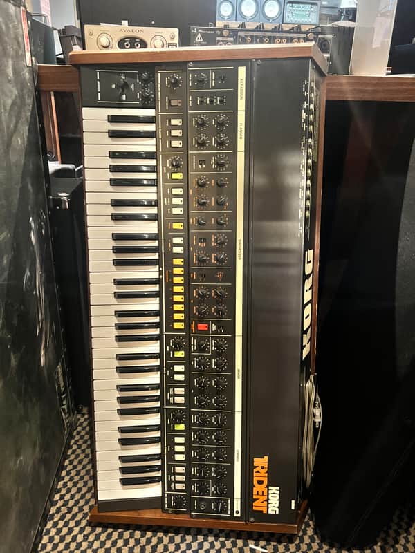 Korg Trident 1980 - Black image 1