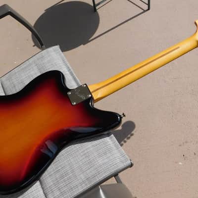 Fender American Professional Classic Jaguar Electric Guitar w/Eyeglass Case 2025 image 12