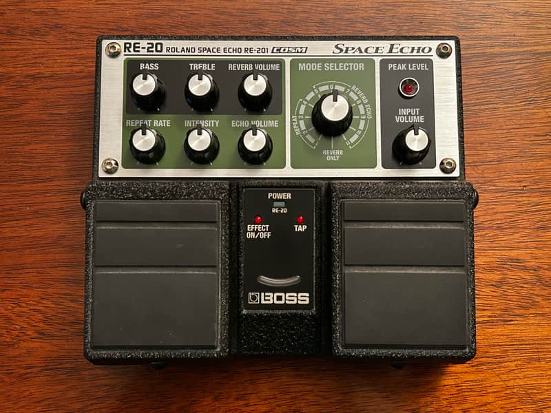 Boss RE-20 Space Echo