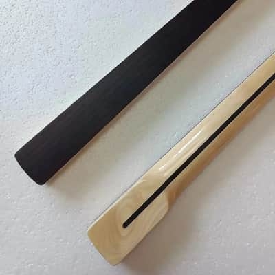 Fretless Strat Style Maple Wood Guitar Neck, Rosewood Fretboard image 4