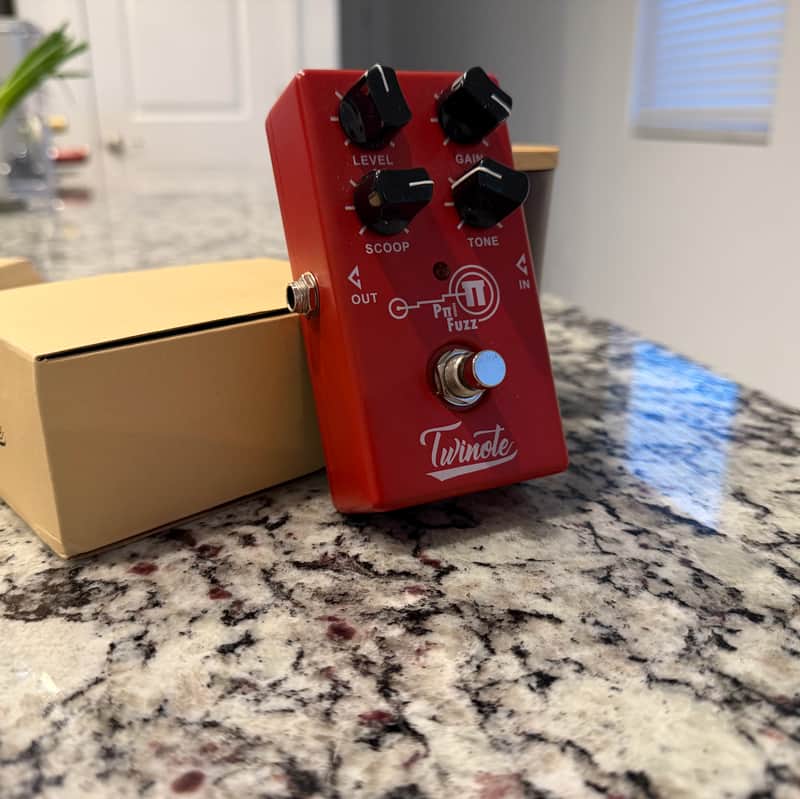 Twinote Pi Fuzz Guitar Effects Pedal – Red Finish w/ Original Box image 1