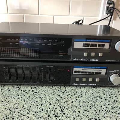 VINTAGE 80s Fisher CA-35 amplifier and FM 35 tuner - WORKS! image 1