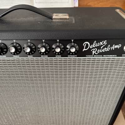 Fender  Deluxe Reverb Valve 22w  2000's - Tolex image 8