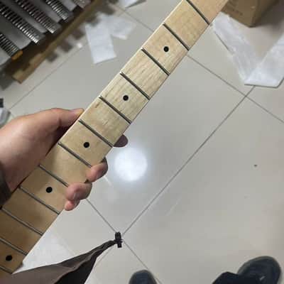 30" Short Scale Bass Neck Maple Fingerboard, 30inch Mustang Style, Dot Inlays,2 image 8