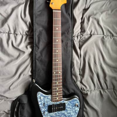 Fender Classic Player Jazzmaster Special with Rosewood Fretboard 2009 - 2017 - Black image 3