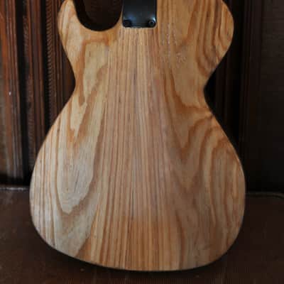 Postal Handmade Crossroads Barnwood Guitar Old Pine Body F Hole Vintage Vibrato Fender US Pickups image 8