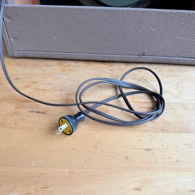 Fender Deluxe 6G3 Brownface 20-Watt 1x12" Guitar Combo 1961 - 1963 - Brown image 15