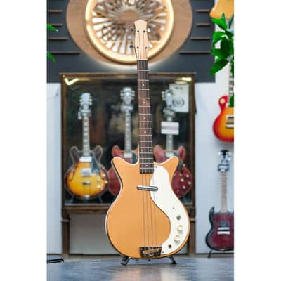 1965 Danelectro Model 3412 Shorthorn Bass copper image 2