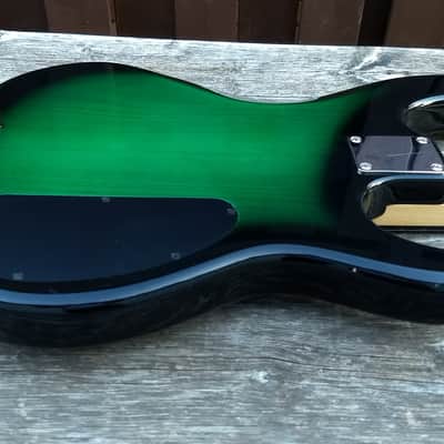 Lefty 1999 CARVIN B4 Jazz greenburst image 3