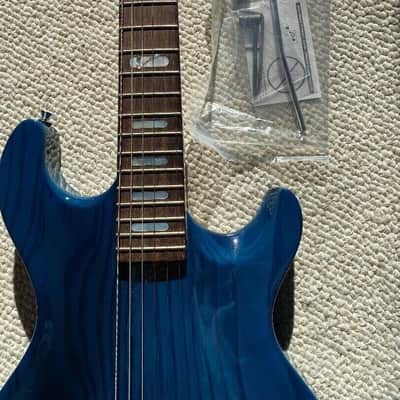 Line 6 Variax  700 2004 - Trans Blue image 3