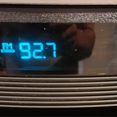 Bose Bose AWRC-1G is a classic Wave Radio/CD system 90s  - Grey image 2