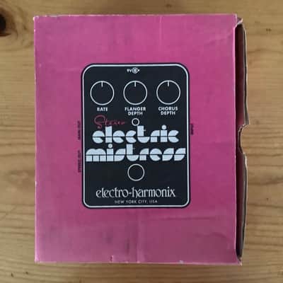 Electro-Harmonix Stereo Electric Mistress Flanger / Chorus 2007 - Present - Black / Pink image 1