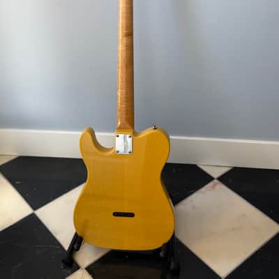 G&L ASAT Classic Thinline USA – Butterscotch Blonde – Semi-Hollow – OHSC – Clean image 3