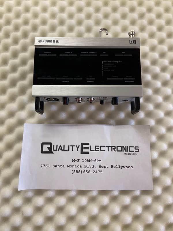 Native Instruments Audio 8 DJ Audio Interface image 1