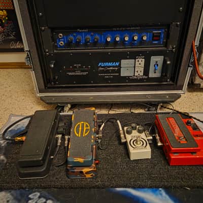 Dimebag Darrell Japan Live Rig (Replica), MXR Flanger Doubler, Furman PQ-4, Aphex 104, Rocktron Silencer, Juice Goose Power Supply, Randall RG100HT, ART Processor, Whirlwind Multi-Selector, Mesa Engineering High Gain Amp Swicther image 5