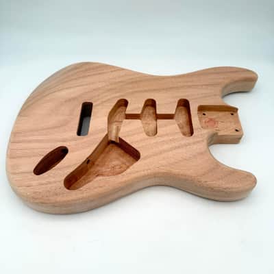 HooDoo Stratocaster Body Mahogany 2-Piece Unfinished Light hsb6353 image 2