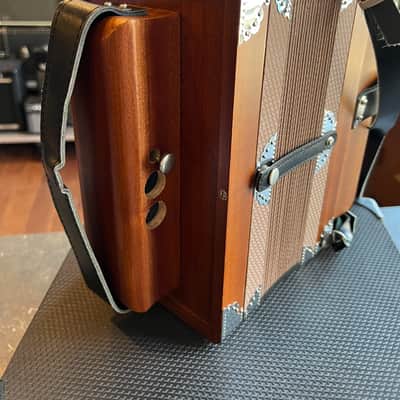 Hohner 3002 Ariette Accordion with Case image 8