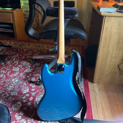 Fender Vintera II '60s Jazz Bass with Rosewood Fretboard 2023 - Present - Lake Placid Blue image 6