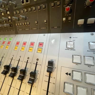 Audient Zen Analogue Mixing Console With Fader Automation image 4