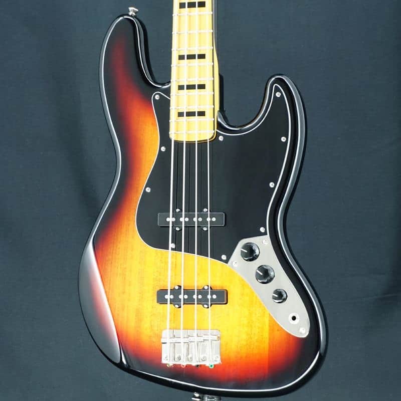 Squier USED Classic Vibe ’70s Jazz Bass Maple Fingerboard (3-C…