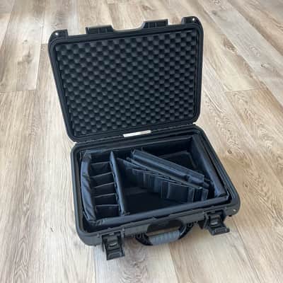 Gator Titan Series Waterproof case with divider system image 2