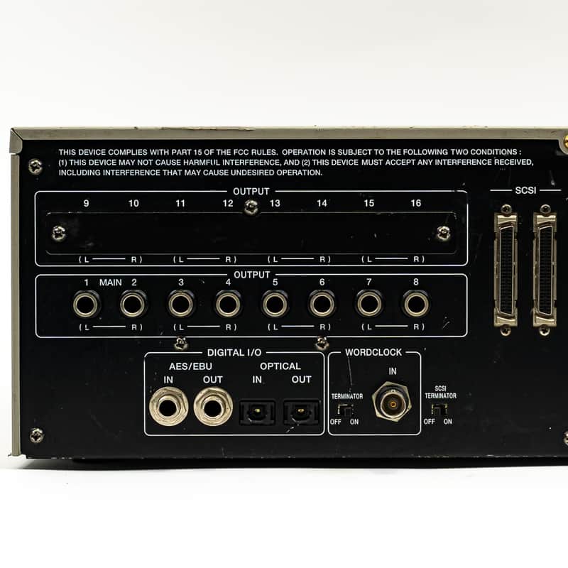 AKAI デジタルサンプラー S5000 8パラアウト/64ボイス AKAI デジタルサンプラー S5000 8パラアウト/64ボイス Akai S5000