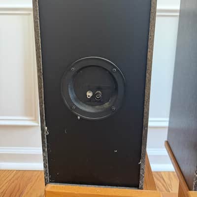 polk audio image 6
