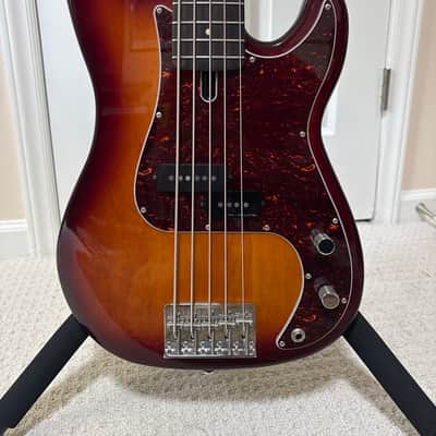 Sire Marcus Miller P5R 5-String 2022 - Present - Tobacco Sunburst image 2