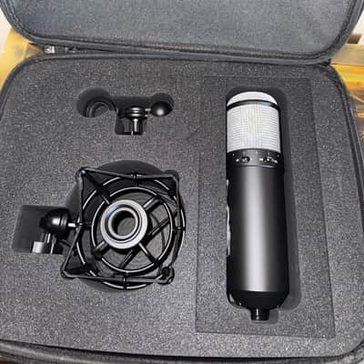Universal Audio Sphere DLX Large Diaphragm Modeling Microphone 2023 - Present - Black image 1