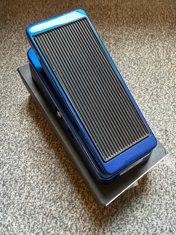 Xotic XW-2 Wah 2024 - Present - Metallic Blue | Reverb UK
