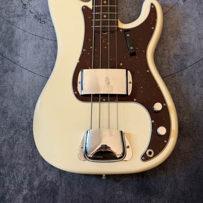 Fender American Original '60s Precision Bass with Rosewood Fretboard 2018 - 2019 - Olympic White image 6