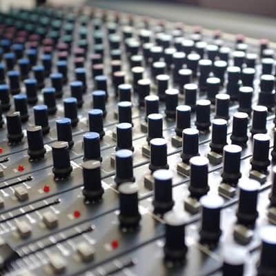 Alesis X2 24ch (24x8x2) analog console in Great condition! Includes wheeled case! image 4