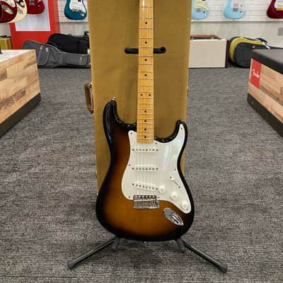 Fender American Original '50s Stratocaster Electric Guitar, Maple Fingerboard, Two Color Sunburst image 2
