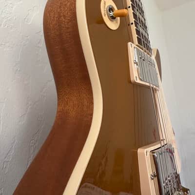 Gibson Les Paul Standard '50s Gold Top - LIKE NEW w/ all original packaging & accessories image 6