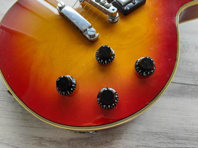 Fresher Les Paul サンバースト 1970's Fresher Japan Les Paul Custom (Cherry Sunburst) | Reverb Poland