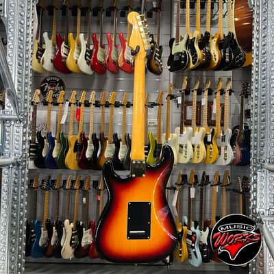 Fender   Stratocaster Stevie Ray Vaughan Srv Sunburst Signature image 7