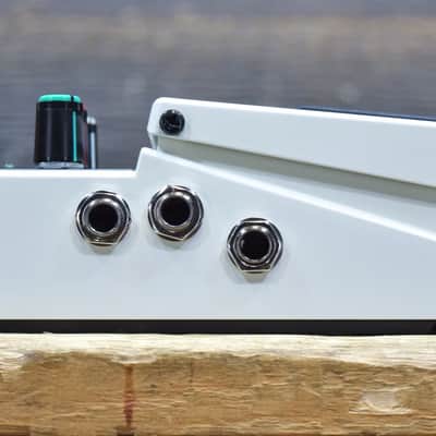 Boss LS-2 Line Selector Two Line Loops Six Looping Modes Switching Effect Pedal image 6