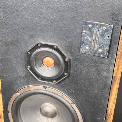 Infinity Qb 3-Way Floor Speaker Set w/ Orginal Stands image 3