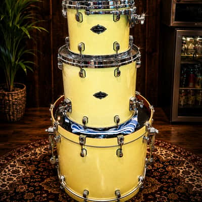 Tama  Starclassic birch bubinga 2008 - Antique white sparkle image 1