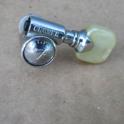 Single 1960s 1967 Grover Fender F USA Pat Pending Guitar Tuner Pearloid Button image 1