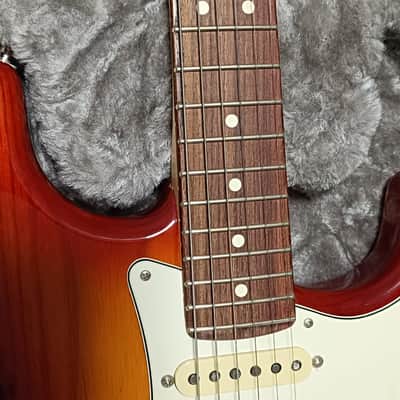 Fender American Professional Stratocaster with Rosewood Fretboard 2019 - Sienna Sunburst image 13