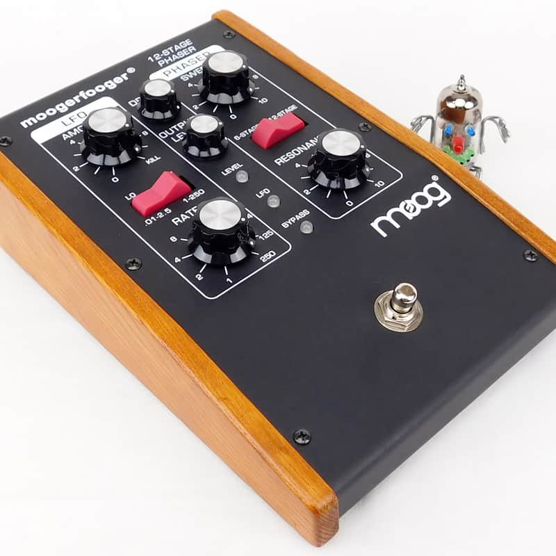 1999 – 2018 Moog MF-103 Moogerfooger 12-Stage Phaser Black