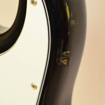 1994 Fender Standard Stratocaster Electric Guitar, Rosewood Fingerboard, 3-Color Sunburst image 5