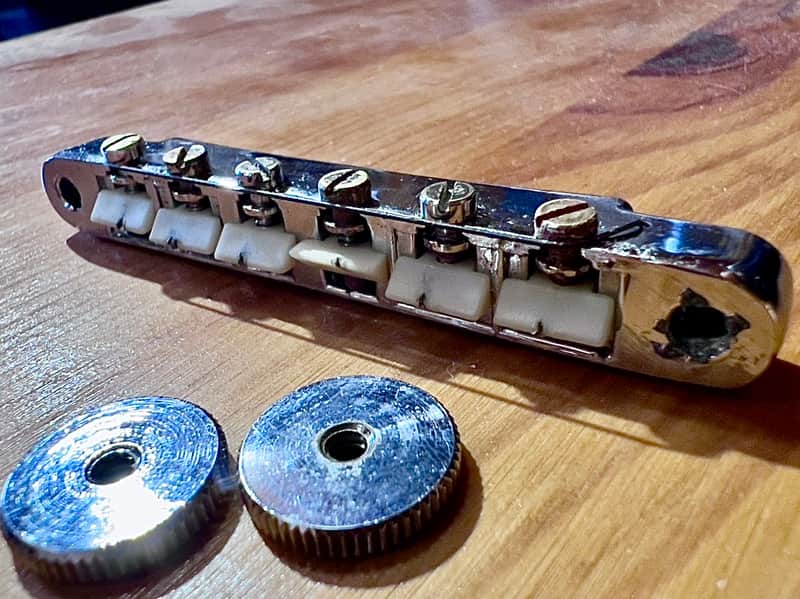 Gibson ABR-1 Tune-O-Matic Bridge Nylon Saddles image 1