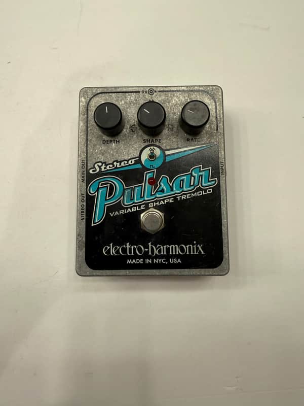Electro Harmonix Stereo Pulsar Variable Shape Tremolo EHX Guitar Effect Pedal image 1
