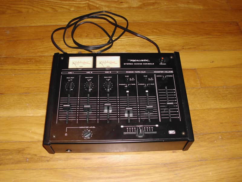 Realistic Stereo Mixing Console image 1