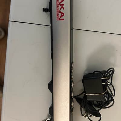 Akai EWI4000S 2005 - Present - Black image 4