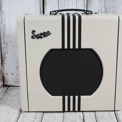 Supro Delta King 12 Electric Guitar Amplifier 15 Watt 1x12 Combo Amp with Cover image 1