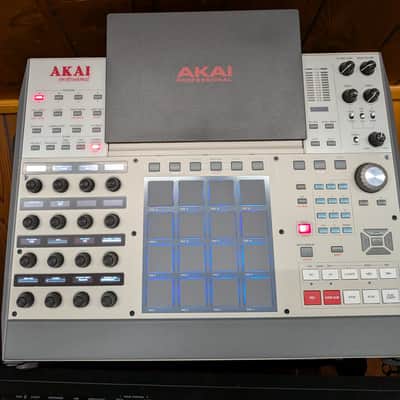 Akai Mpcx SE - Retro image 4